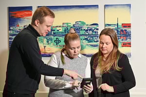 Omapajan henkilöstöltä saat apua yrityksen perustamiseen ja mm. kaupparekisteriin ilmoittautumisessa.